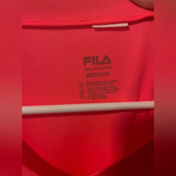 Van Der Meer V Neck - Picture 3 of 5